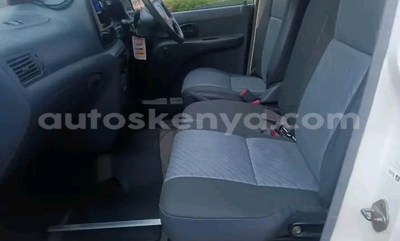 Buy Used Toyota Town Ace White Car in Bute in Northeast Kenya Buy Used Toyota Town Ace White Car in Bute in Northeast Kenya