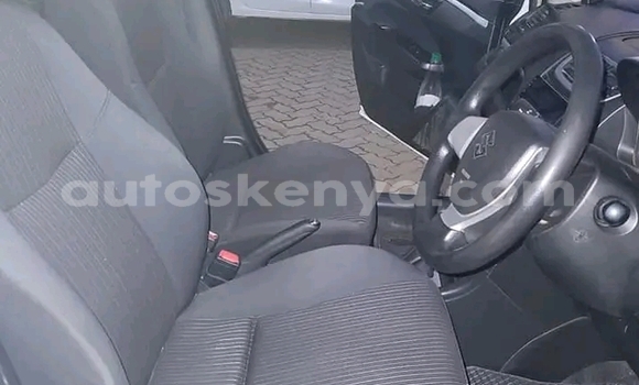 Buy Used Suzuki Swift White Car in Bute in Northeast Kenya Buy Used Suzuki Swift White Car in Bute in Northeast Kenya