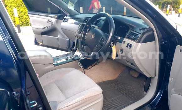 Nunua Ilio tumika Toyota Crown Nyeusi Gari ndani ya Nairobi nchini Nairobi Nunua Ilio tumika Toyota Crown Nyeusi Gari ndani ya Nairobi nchini Nairobi
