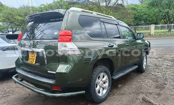Nunua Ilio tumika Toyota Prado Brown Gari ndani ya Nairobi nchini Nairobi Nunua Ilio tumika Toyota Prado Brown Gari ndani ya Nairobi nchini Nairobi
