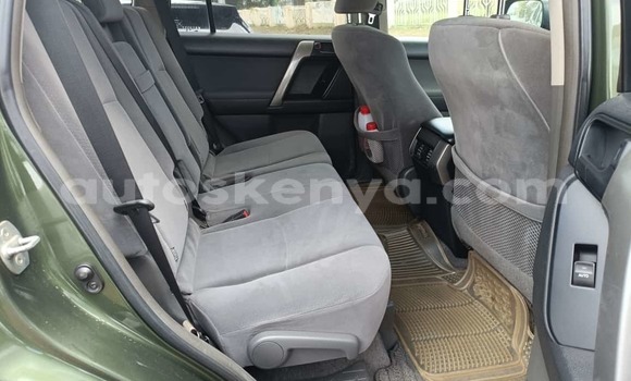Nunua Ilio tumika Toyota Prado Brown Gari ndani ya Nairobi nchini Nairobi Nunua Ilio tumika Toyota Prado Brown Gari ndani ya Nairobi nchini Nairobi