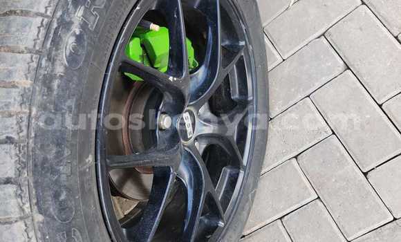 Nunua Ilio tumika Toyota Auris Nyeusi Gari ndani ya Nairobi nchini Nairobi Nunua Ilio tumika Toyota Auris Nyeusi Gari ndani ya Nairobi nchini Nairobi