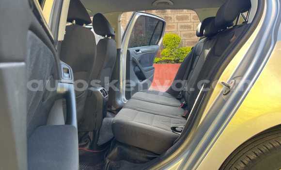 Nunua Ilio tumika Volkswagen Golf Fedha Gari ndani ya Nairobi nchini Nairobi Nunua Ilio tumika Volkswagen Golf Fedha Gari ndani ya Nairobi nchini Nairobi