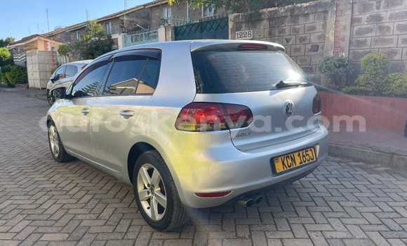 Nunua Ilio tumika Volkswagen Golf Fedha Gari ndani ya Nairobi nchini Nairobi Nunua Ilio tumika Volkswagen Golf Fedha Gari ndani ya Nairobi nchini Nairobi