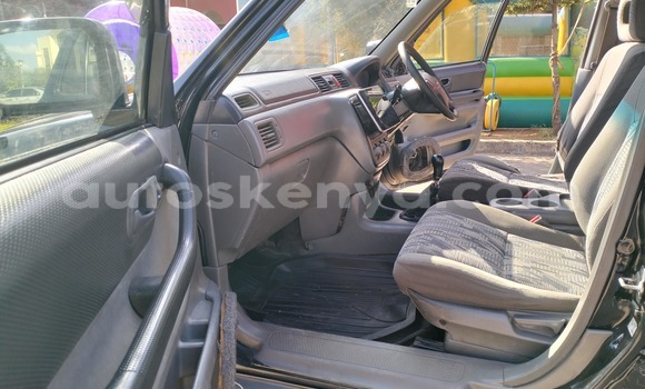 Nunua Ilio tumika Honda CR–V Nyeusi Gari ndani ya Nairobi nchini Nairobi Nunua Ilio tumika Honda CR–V Nyeusi Gari ndani ya Nairobi nchini Nairobi