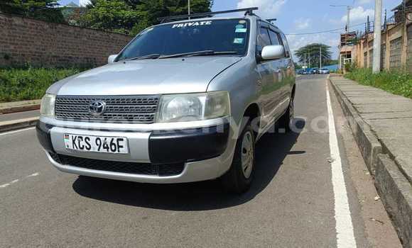 Nunua Ilio tumika Toyota Probox Fedha Gari ndani ya Nairobi nchini Nairobi