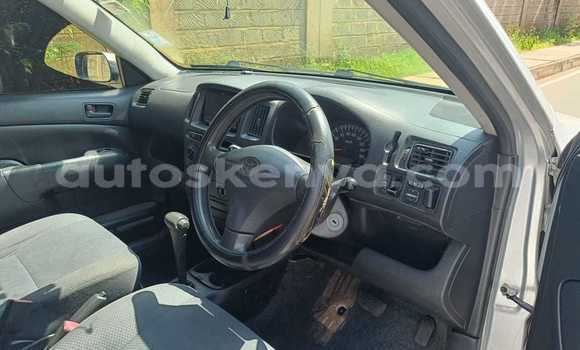 Nunua Ilio tumika Toyota Probox Fedha Gari ndani ya Nairobi nchini Nairobi Nunua Ilio tumika Toyota Probox Fedha Gari ndani ya Nairobi nchini Nairobi