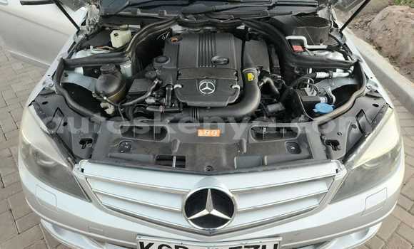 Nunua Ilio tumika Mercedes‒Benz C–Class Fedha Gari ndani ya Nairobi nchini Nairobi Nunua Ilio tumika Mercedes‒Benz C–Class Fedha Gari ndani ya Nairobi nchini Nairobi