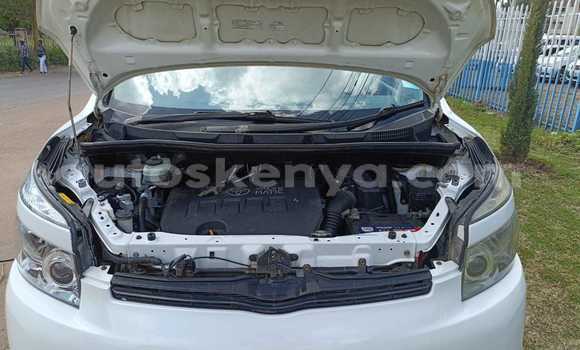 Nunua Ilio tumika Toyota Voxy Nyeupe Gari ndani ya Nairobi nchini Nairobi Nunua Ilio tumika Toyota Voxy Nyeupe Gari ndani ya Nairobi nchini Nairobi