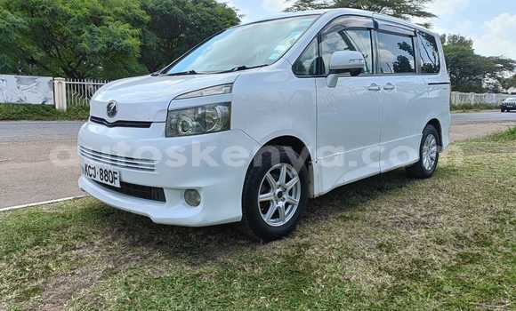 Nunua Ilio tumika Toyota Voxy Nyeupe Gari ndani ya Nairobi nchini Nairobi Nunua Ilio tumika Toyota Voxy Nyeupe Gari ndani ya Nairobi nchini Nairobi