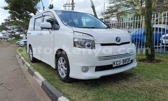 Nunua Ilio tumika Toyota Voxy Nyeupe Gari ndani ya Nairobi nchini Nairobi Nunua Ilio tumika Toyota Voxy Nyeupe Gari ndani ya Nairobi nchini Nairobi