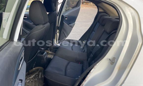 Nunua Ilio tumika Mazda Demio Nyeupe Gari ndani ya Nairobi nchini Nairobi Nunua Ilio tumika Mazda Demio Nyeupe Gari ndani ya Nairobi nchini Nairobi