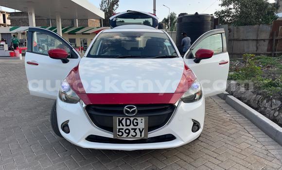 Nunua Ilio tumika Mazda Demio Nyeupe Gari ndani ya Nairobi nchini Nairobi Nunua Ilio tumika Mazda Demio Nyeupe Gari ndani ya Nairobi nchini Nairobi