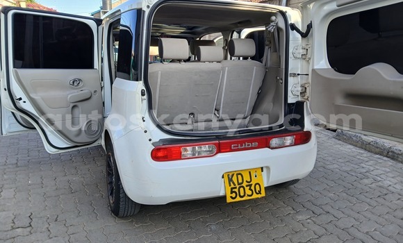 Nunua Ilio tumika Nissan Cube Nyeupe Gari ndani ya Nairobi nchini Nairobi Nunua Ilio tumika Nissan Cube Nyeupe Gari ndani ya Nairobi nchini Nairobi