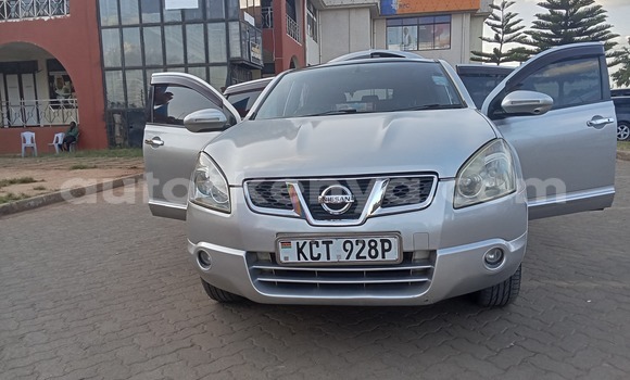 Nunua Ilio tumika Nissan Dualis Nyeupe Gari ndani ya Nairobi nchini Nairobi