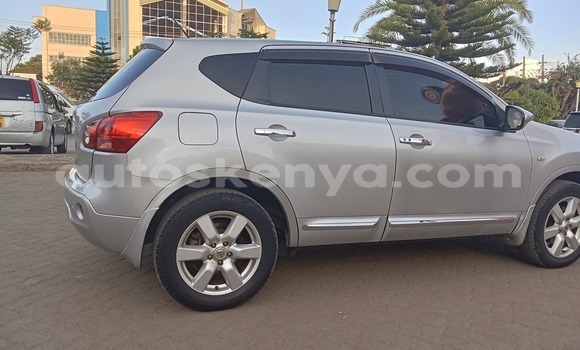 Nunua Ilio tumika Nissan Dualis Nyeupe Gari ndani ya Nairobi nchini Nairobi Nunua Ilio tumika Nissan Dualis Nyeupe Gari ndani ya Nairobi nchini Nairobi