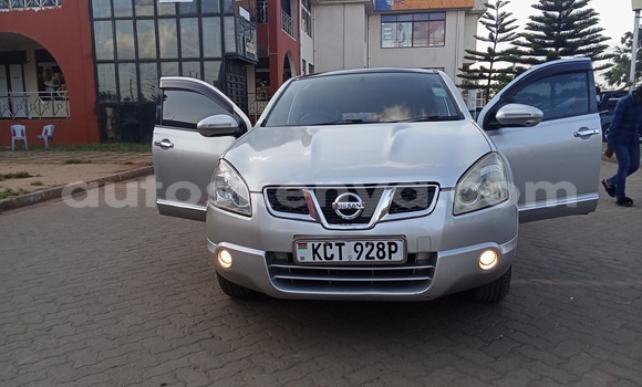 Nunua Ilio tumika Nissan Dualis Nyeupe Gari ndani ya Nairobi nchini Nairobi Nunua Ilio tumika Nissan Dualis Nyeupe Gari ndani ya Nairobi nchini Nairobi