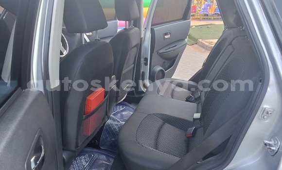 Nunua Ilio tumika Nissan Dualis Nyeupe Gari ndani ya Nairobi nchini Nairobi Nunua Ilio tumika Nissan Dualis Nyeupe Gari ndani ya Nairobi nchini Nairobi