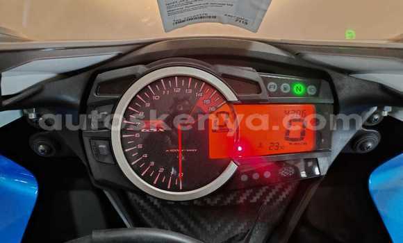 Nunua Ilio tumika Suzuki GSX–R Bluu Bike ndani ya Nairobi nchini Nairobi Nunua Ilio tumika Suzuki GSX–R Bluu Bike ndani ya Nairobi nchini Nairobi