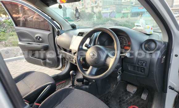 Nunua Ilio tumika Nissan March Fedha Gari ndani ya Nairobi nchini Nairobi Nunua Ilio tumika Nissan March Fedha Gari ndani ya Nairobi nchini Nairobi
