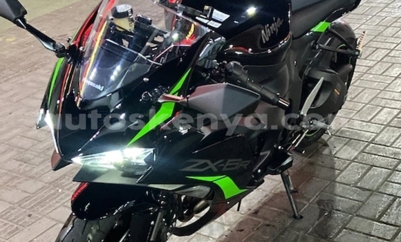 Buy Used Kawasaki Ninja Beige Bike in Nairobi in Nairobi Buy Used Kawasaki Ninja Beige Bike in Nairobi in Nairobi