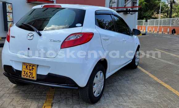Nunua Ilio tumika Mazda Demio Nyeupe Gari ndani ya Nairobi nchini Nairobi Nunua Ilio tumika Mazda Demio Nyeupe Gari ndani ya Nairobi nchini Nairobi