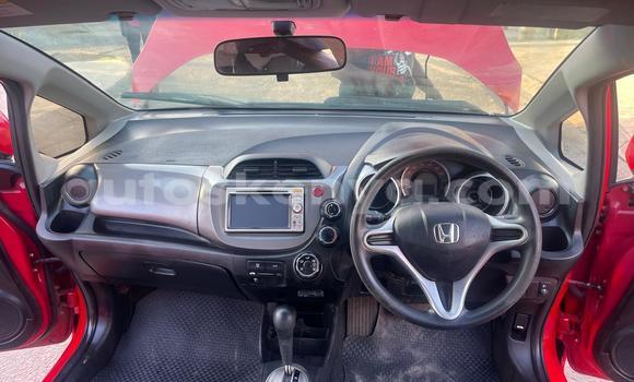 Nunua Ilio tumika Honda Fit Nyekundu Gari ndani ya Nairobi nchini Nairobi Nunua Ilio tumika Honda Fit Nyekundu Gari ndani ya Nairobi nchini Nairobi