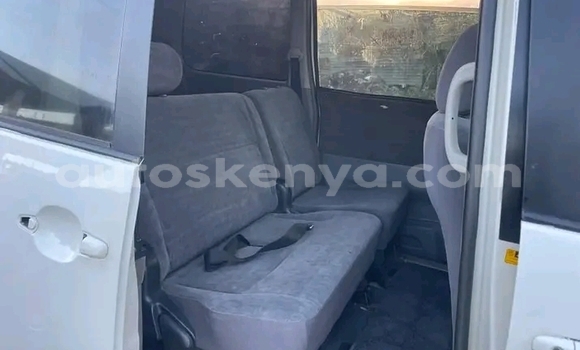 Nunua Ilio tumika Toyota Voxy Nyeupe Gari ndani ya Nairobi nchini Nairobi Nunua Ilio tumika Toyota Voxy Nyeupe Gari ndani ya Nairobi nchini Nairobi