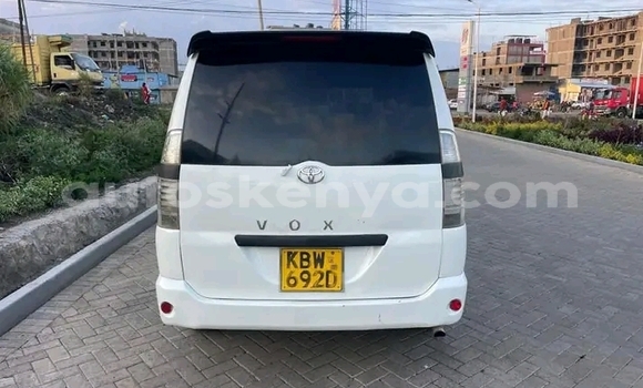 Nunua Ilio tumika Toyota Voxy Nyeupe Gari ndani ya Nairobi nchini Nairobi Nunua Ilio tumika Toyota Voxy Nyeupe Gari ndani ya Nairobi nchini Nairobi