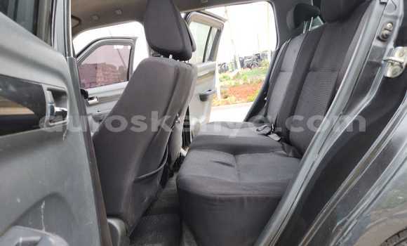 Nunua Ilio tumika Suzuki Swift Kijani Gari ndani ya Nairobi nchini Nairobi Nunua Ilio tumika Suzuki Swift Kijani Gari ndani ya Nairobi nchini Nairobi