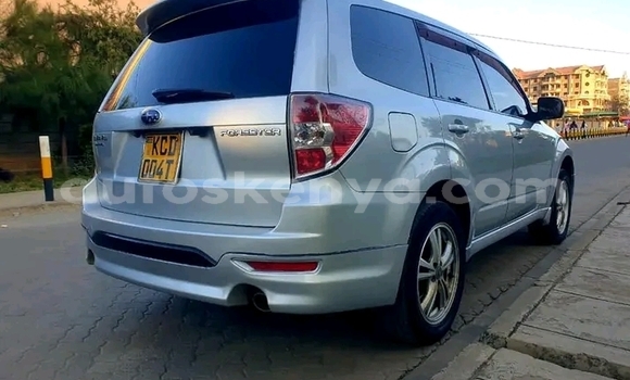 Nunua Ilio tumika Subaru Forester Fedha Gari ndani ya Nairobi nchini Nairobi Nunua Ilio tumika Subaru Forester Fedha Gari ndani ya Nairobi nchini Nairobi