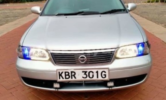Nunua Ilio tumika Nissan Sunny Fedha Gari ndani ya Machakos nchini Nairobi