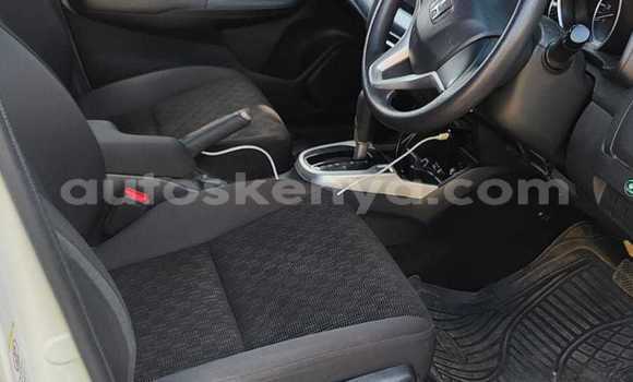 Buy Used Honda Fit White Car in Kiambu in Central Kenya Buy Used Honda Fit White Car in Kiambu in Central Kenya