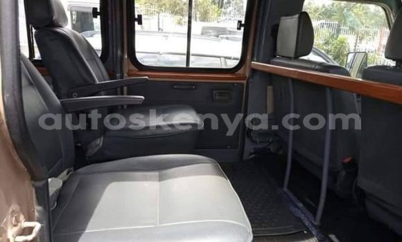 Nunua Ilio tumika Toyota Land Cruiser Beige Gari ndani ya Machakos nchini Nairobi Nunua Ilio tumika Toyota Land Cruiser Beige Gari ndani ya Machakos nchini Nairobi