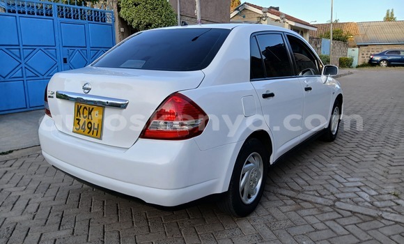 Nunua Ilio tumika Nissan tiida Nyeupe Gari ndani ya Nairobi nchini Nairobi Nunua Ilio tumika Nissan tiida Nyeupe Gari ndani ya Nairobi nchini Nairobi