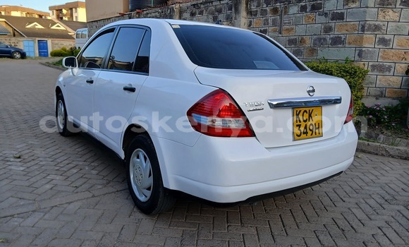 Nunua Ilio tumika Nissan tiida Nyeupe Gari ndani ya Nairobi nchini Nairobi Nunua Ilio tumika Nissan tiida Nyeupe Gari ndani ya Nairobi nchini Nairobi
