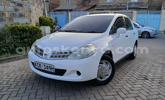 Nunua Ilio tumika Nissan tiida Nyeupe Gari ndani ya Nairobi nchini Nairobi Nunua Ilio tumika Nissan tiida Nyeupe Gari ndani ya Nairobi nchini Nairobi