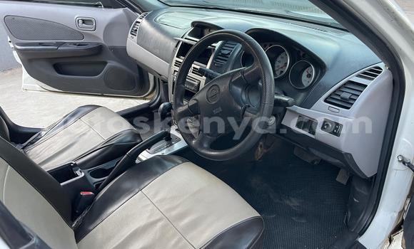 Nunua Ilio tumika Nissan Wingroad Nyeupe Gari ndani ya Nairobi nchini Nairobi Nunua Ilio tumika Nissan Wingroad Nyeupe Gari ndani ya Nairobi nchini Nairobi