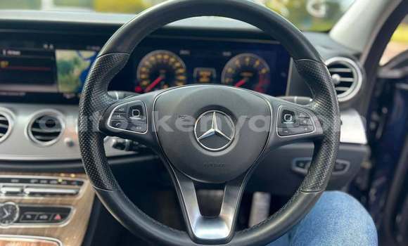 Oofamaa Mercedes-Benz C-Classe Black Makiinaa iti Nairobi keessatti Nairobi keessatti Oofamaa Mercedes-Benz C-Classe Black Makiinaa iti Nairobi keessatti Nairobi keessatti