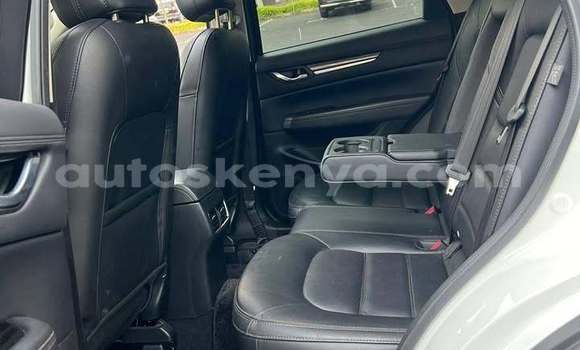 Oofamaa Mazda CX-5 White Makiinaa iti Nairobi keessatti Nairobi keessatti Oofamaa Mazda CX-5 White Makiinaa iti Nairobi keessatti Nairobi keessatti