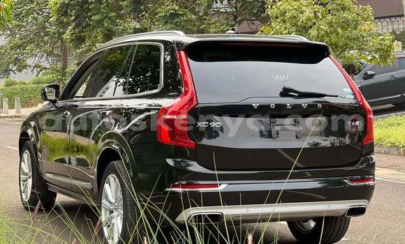 Oofamaa Volvo XC40 Black Makiinaa iti Nairobi keessatti Nairobi keessatti Oofamaa Volvo XC40 Black Makiinaa iti Nairobi keessatti Nairobi keessatti