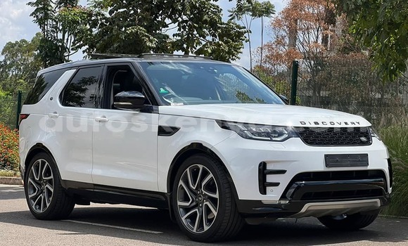 Buy Used Land Rover Discovery White Car in Nairobi in Nairobi Buy Used Land Rover Discovery White Car in Nairobi in Nairobi