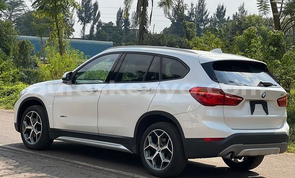 Oofamaa BMW X1 White Makiinaa iti Nairobi keessatti Nairobi keessatti Oofamaa BMW X1 White Makiinaa iti Nairobi keessatti Nairobi keessatti
