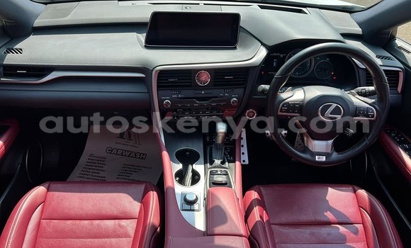 Oofamaa Lexus RX White Makiinaa iti Nairobi keessatti Nairobi keessatti Oofamaa Lexus RX White Makiinaa iti Nairobi keessatti Nairobi keessatti