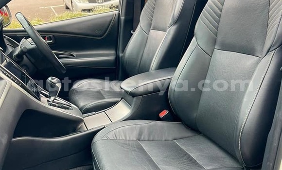 Buy Used Toyota Harrier White Car in Nairobi in Nairobi Buy Used Toyota Harrier White Car in Nairobi in Nairobi