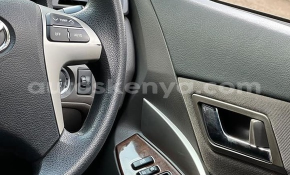 Oofamaa Toyota Allion White Makiinaa iti Nairobi keessatti Nairobi keessatti Oofamaa Toyota Allion White Makiinaa iti Nairobi keessatti Nairobi keessatti