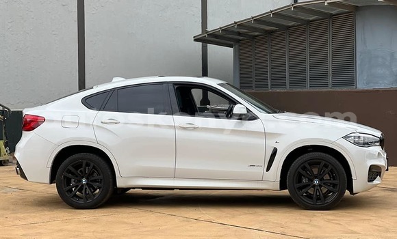 Oofamaa BMW X6 White Makiinaa iti Nairobi keessatti Nairobi keessatti Oofamaa BMW X6 White Makiinaa iti Nairobi keessatti Nairobi keessatti