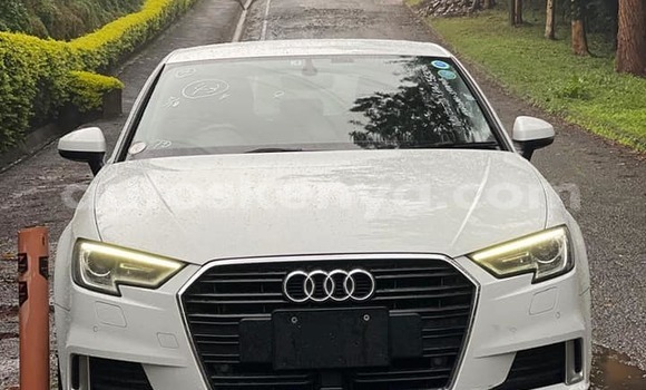 Nunua Ilio tumika Audi A3 Nyeupe Gari ndani ya Nairobi nchini Nairobi