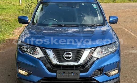 Oofamaa Nissan X–Trail Blue Makiinaa iti Nairobi keessatti Nairobi keessatti