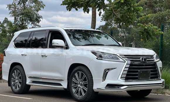 Oofamaa Lexus LX White Makiinaa iti Nairobi keessatti Nairobi keessatti Oofamaa Lexus LX White Makiinaa iti Nairobi keessatti Nairobi keessatti